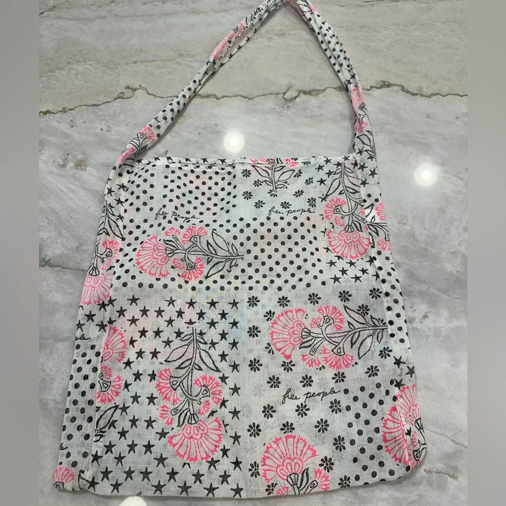 Free People White Shoulder Bag with Pink Floral Print